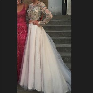 Prom/homecoming dress